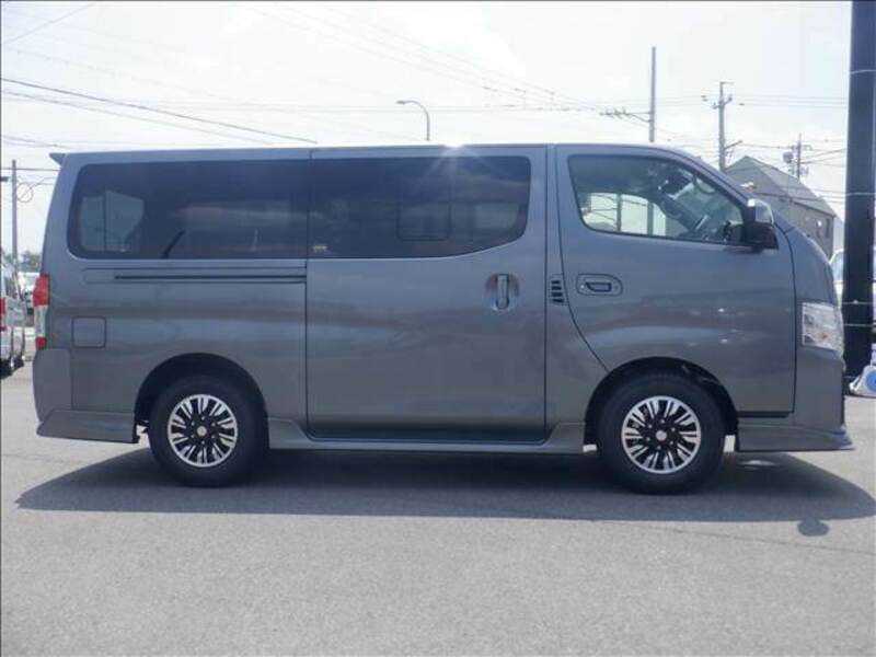 CARAVAN VAN