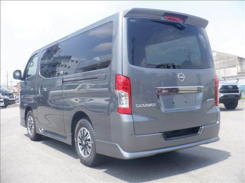 CARAVAN VAN