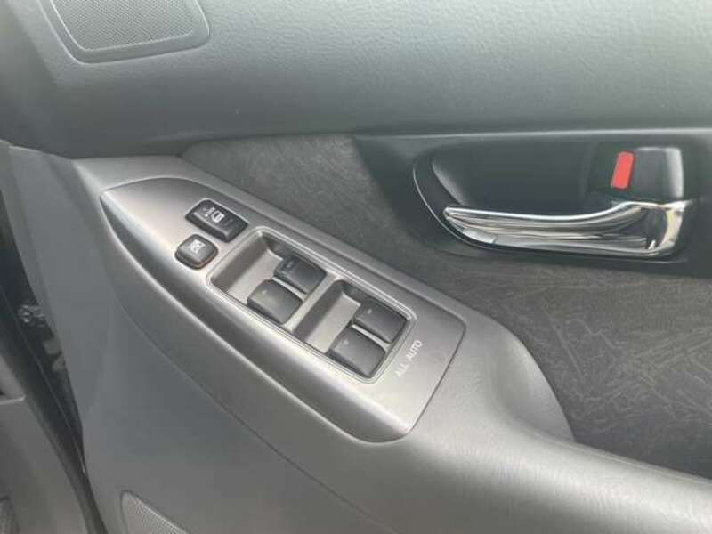 LAND CRUISER PRADO-7