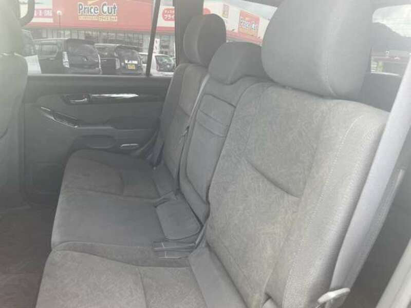 LAND CRUISER PRADO-14