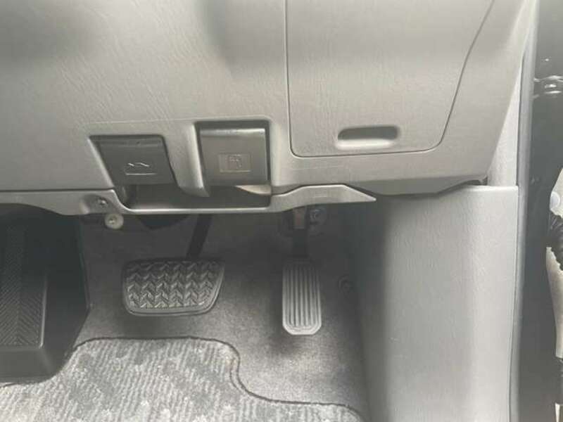 LAND CRUISER PRADO-11