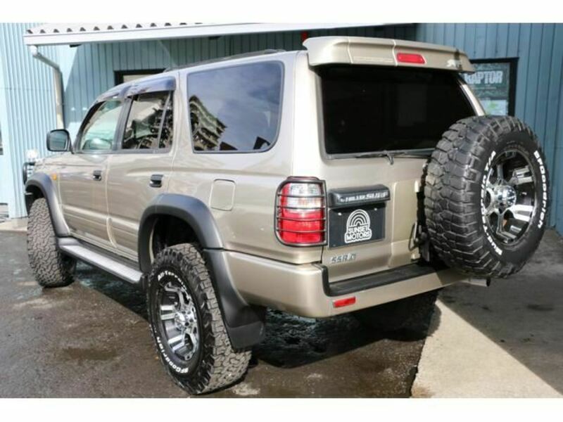 HILUX SURF