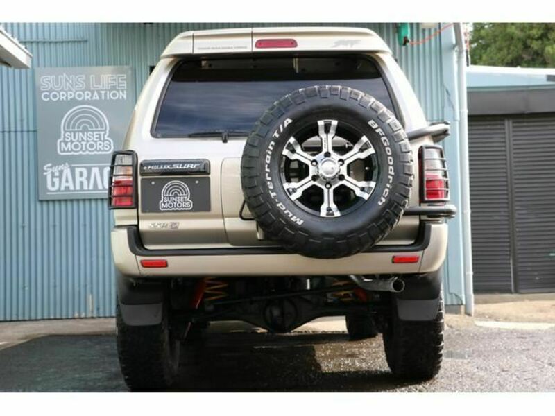 HILUX SURF