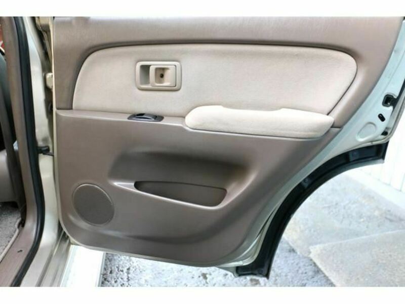 HILUX SURF