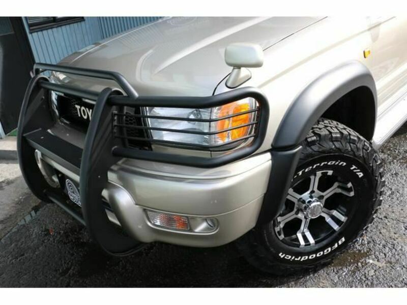 HILUX SURF