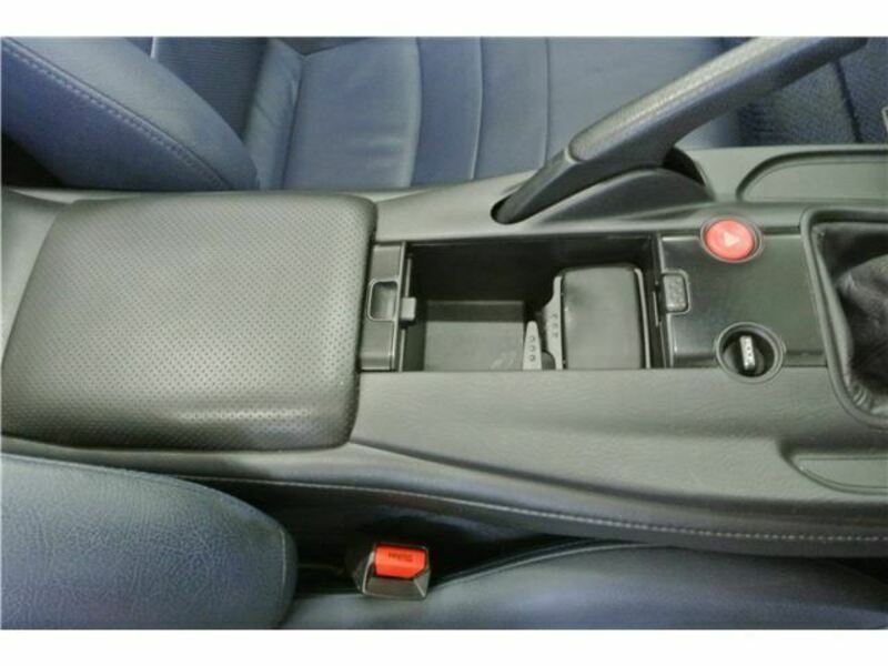 S2000