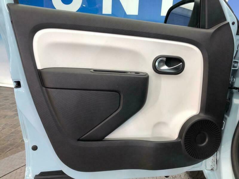 TWINGO