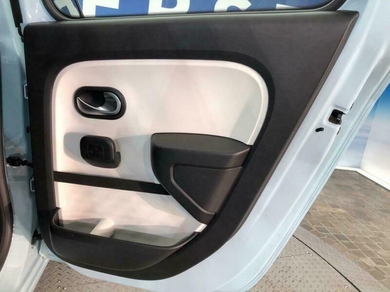 TWINGO