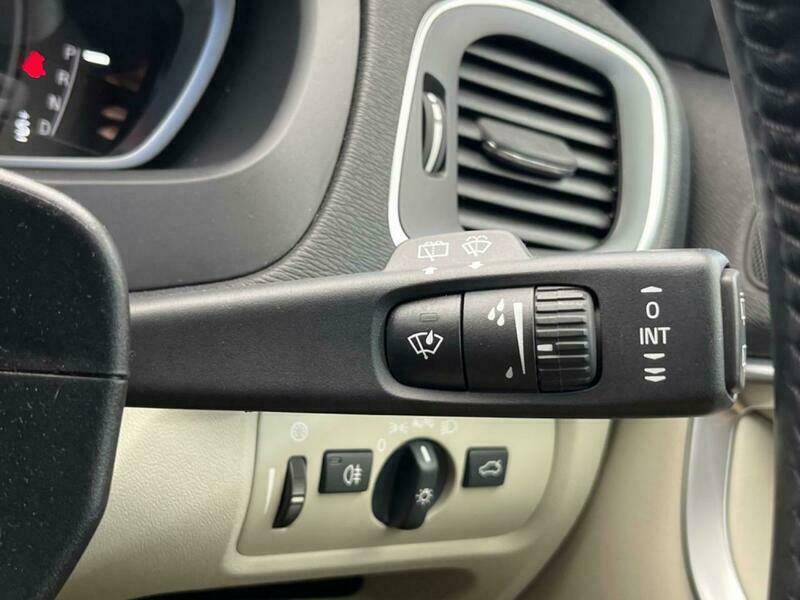 V40