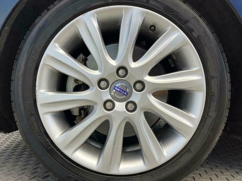 V40