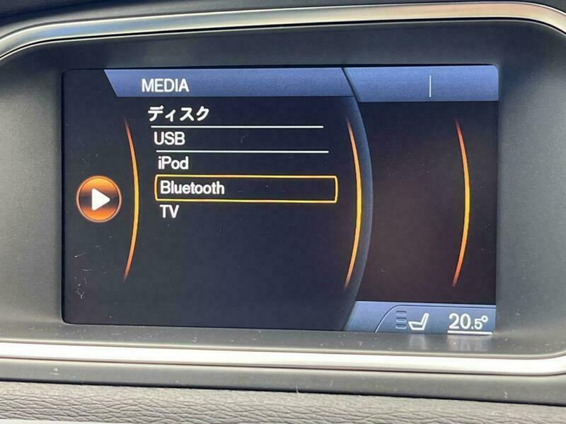 V40