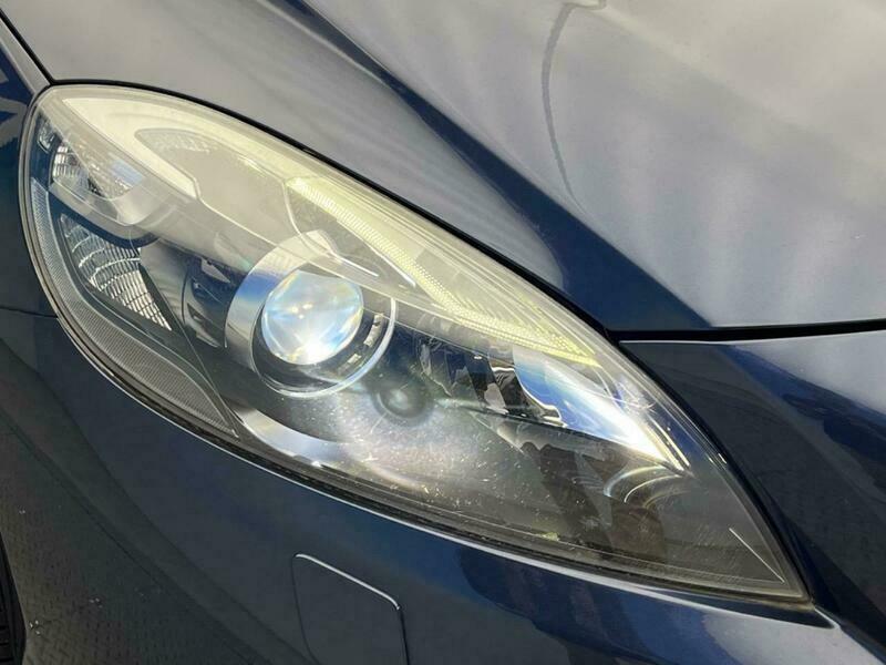 V40