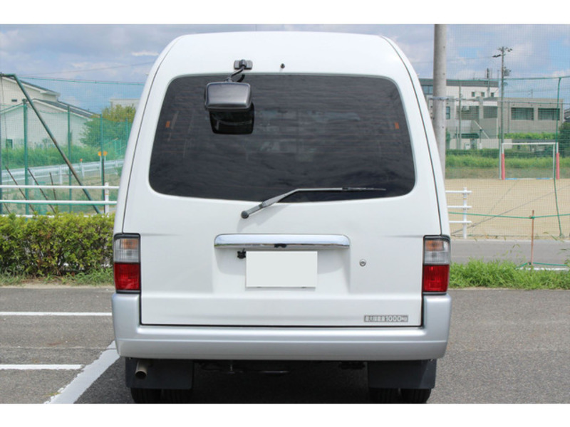 BONGO VAN-5