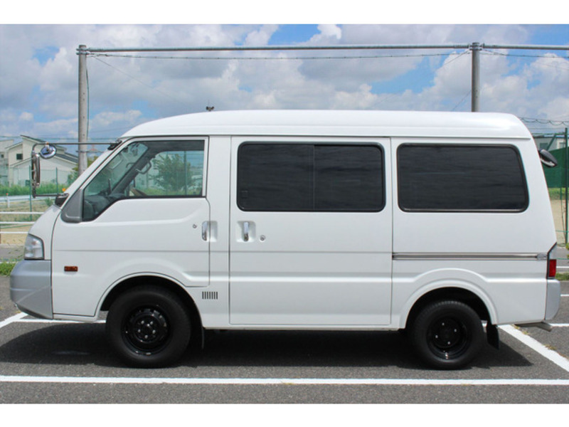 BONGO VAN-7
