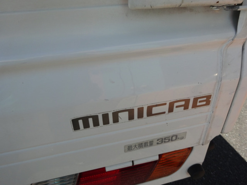 MINICAB TRUCK