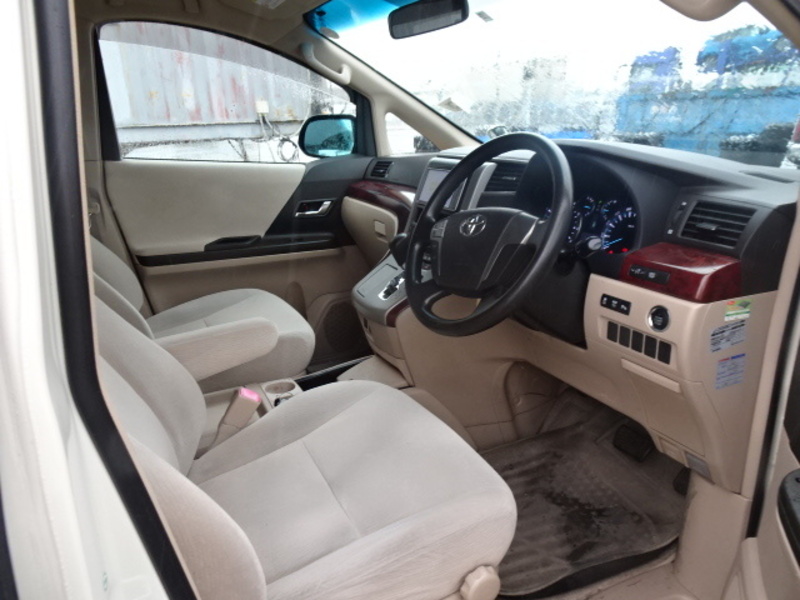 ALPHARD-49