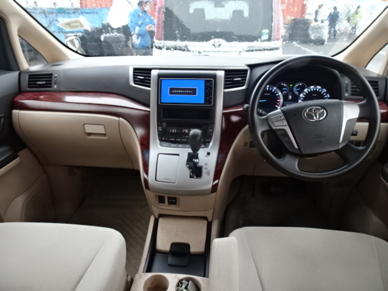 ALPHARD-52