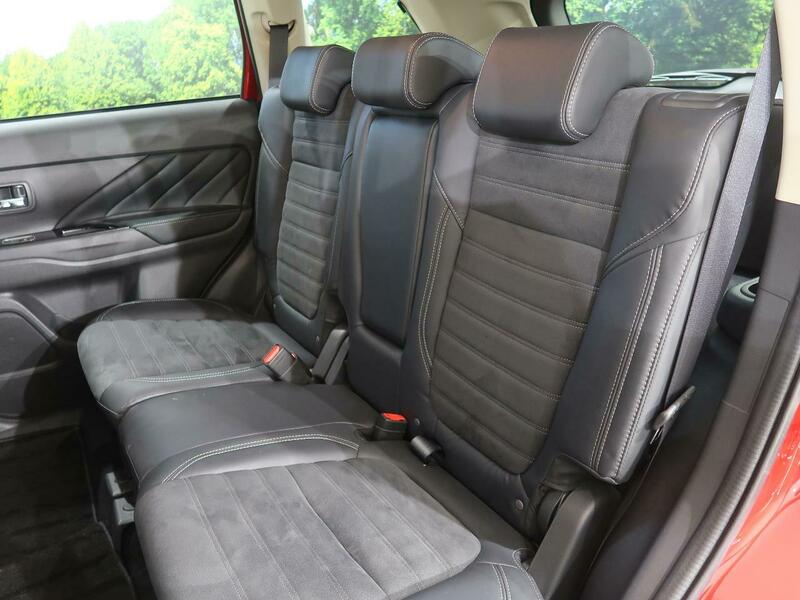 OUTLANDER PHEV