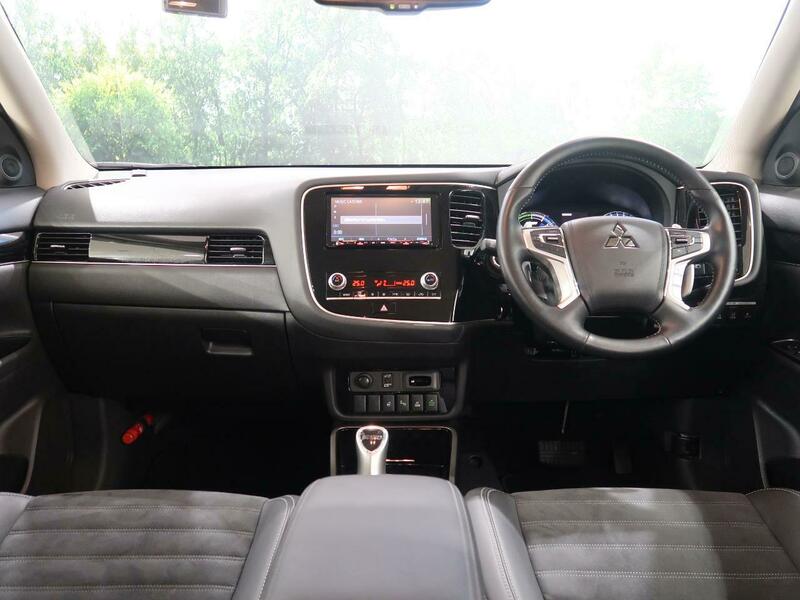 OUTLANDER PHEV