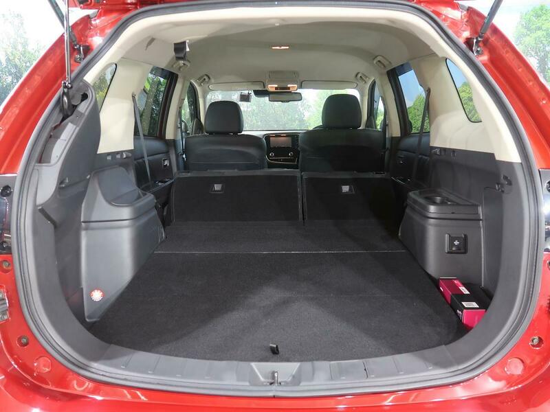 OUTLANDER PHEV