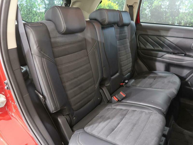 OUTLANDER PHEV