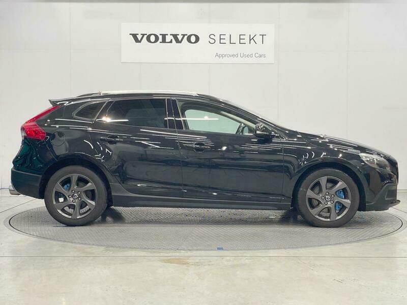 V40