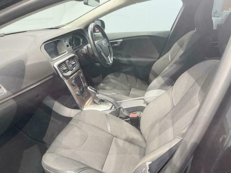 V40