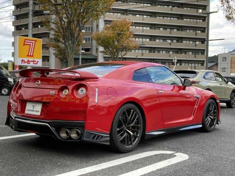 GT-R