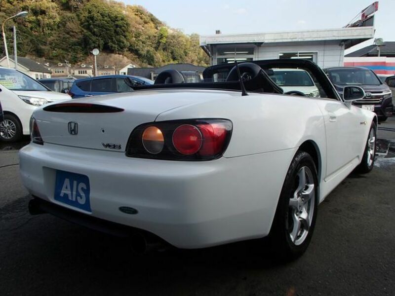 S2000
