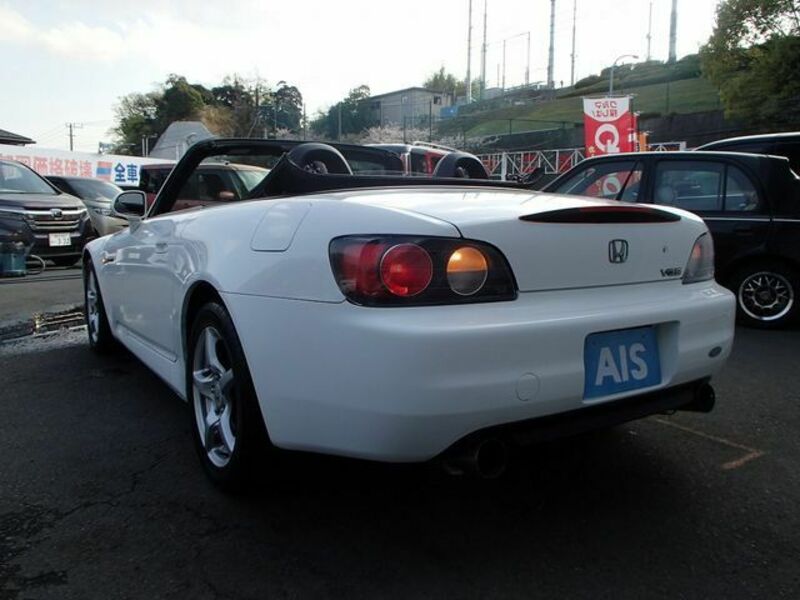 S2000