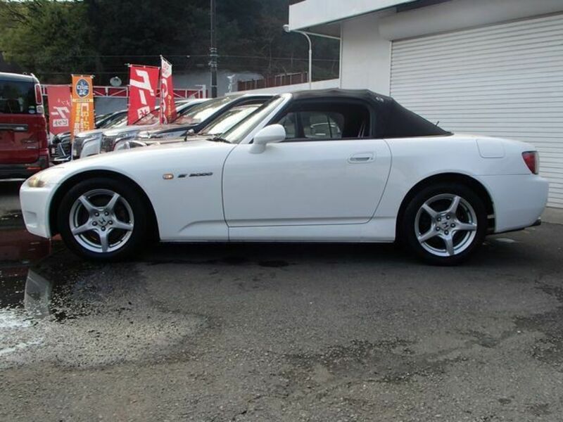 S2000