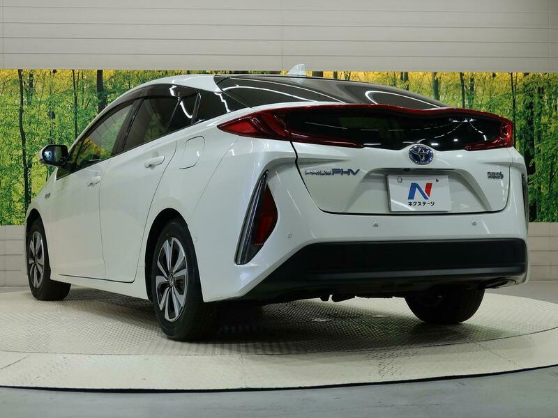 PRIUS PHV-5