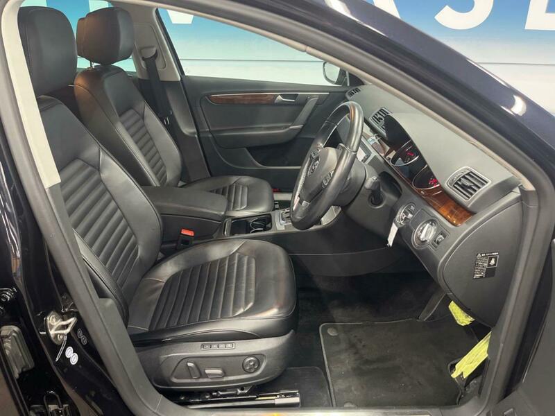PASSAT VARIANT