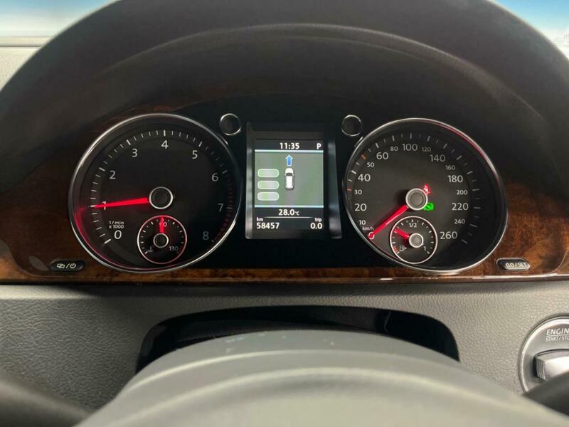 PASSAT VARIANT