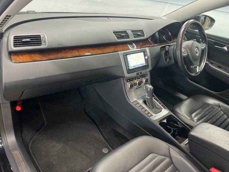 PASSAT VARIANT