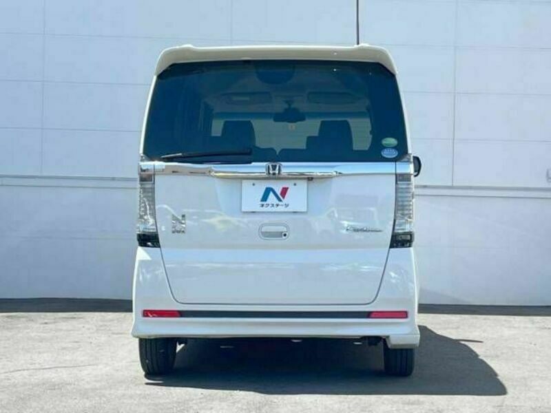 N BOX CUSTOM