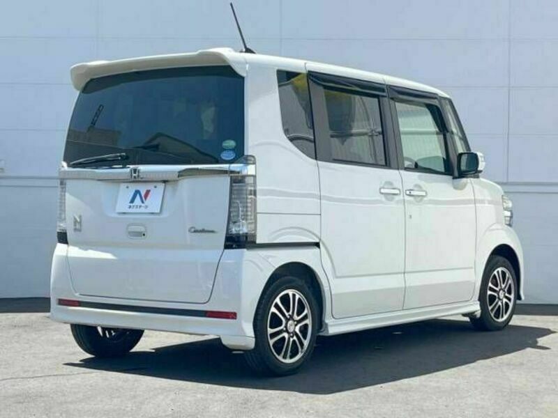 N BOX CUSTOM