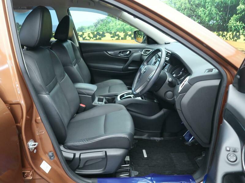 X-TRAIL