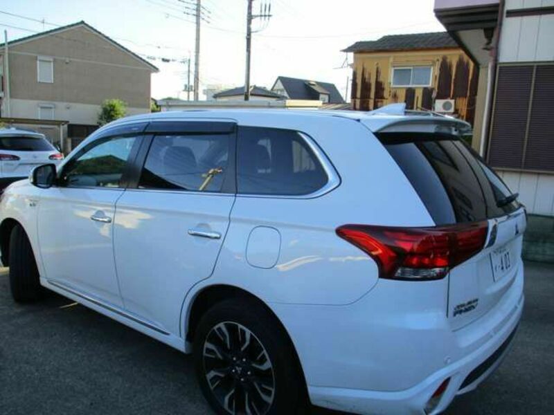 OUTLANDER PHEV