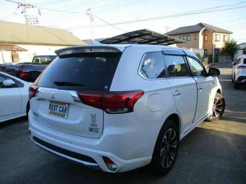 OUTLANDER PHEV