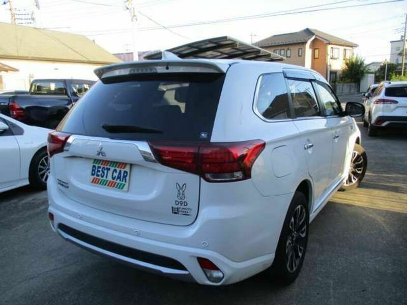 OUTLANDER PHEV