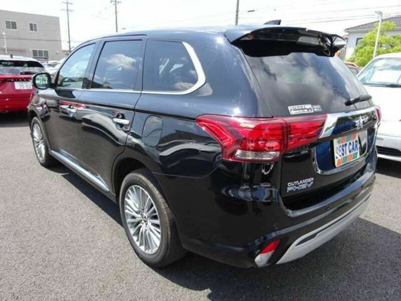OUTLANDER PHEV