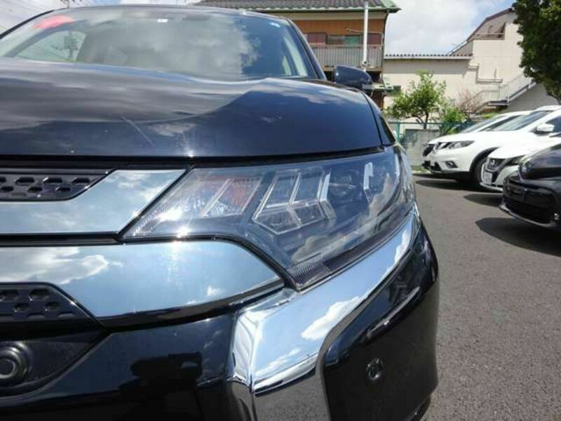 OUTLANDER PHEV