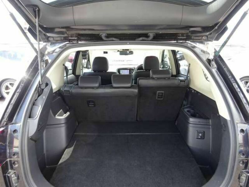 OUTLANDER PHEV