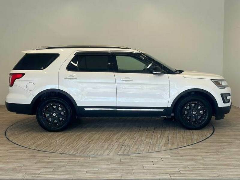 EXPLORER
