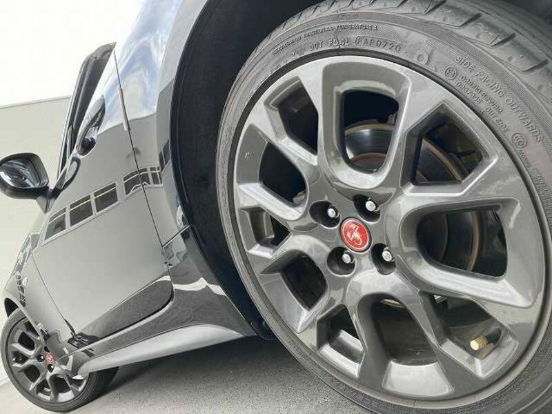 ABARTH 124 SPIDER