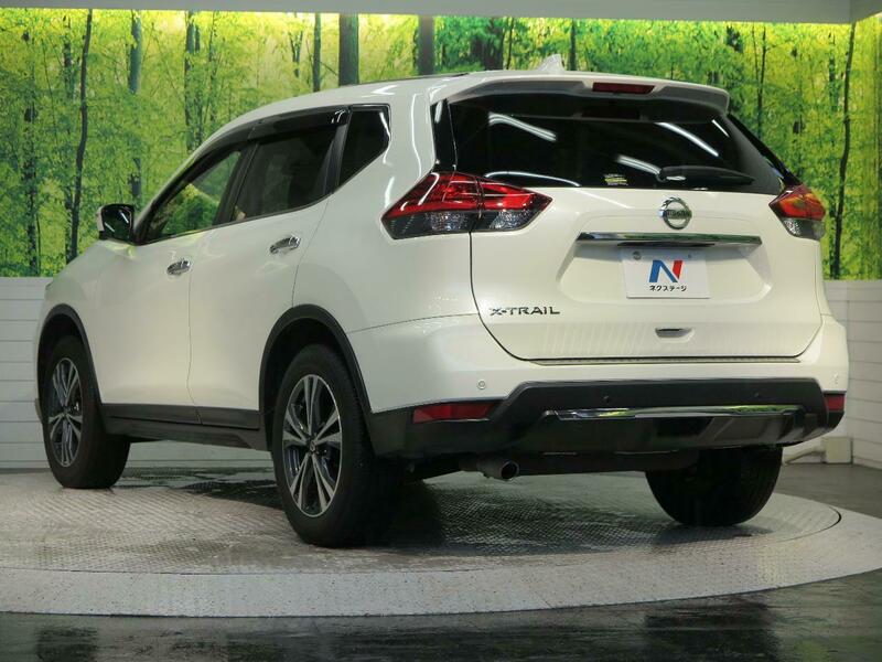 X-TRAIL