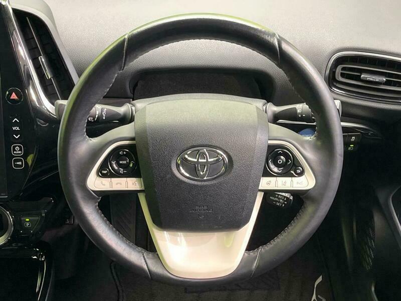 PRIUS PHV