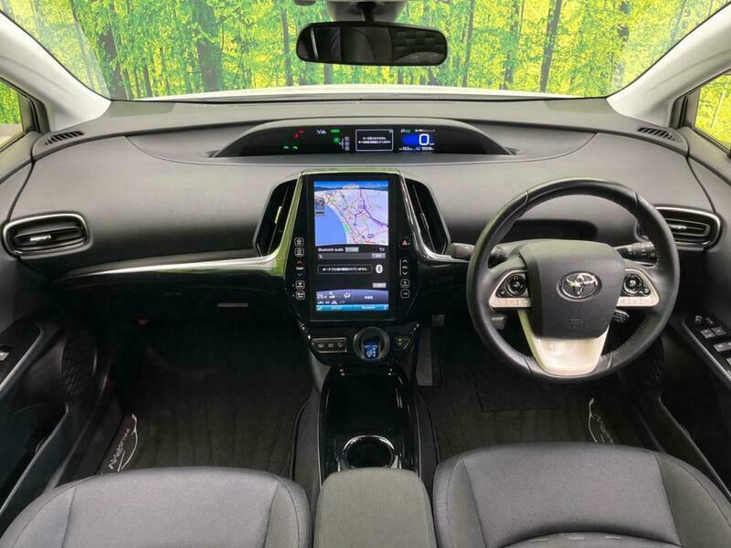 PRIUS PHV