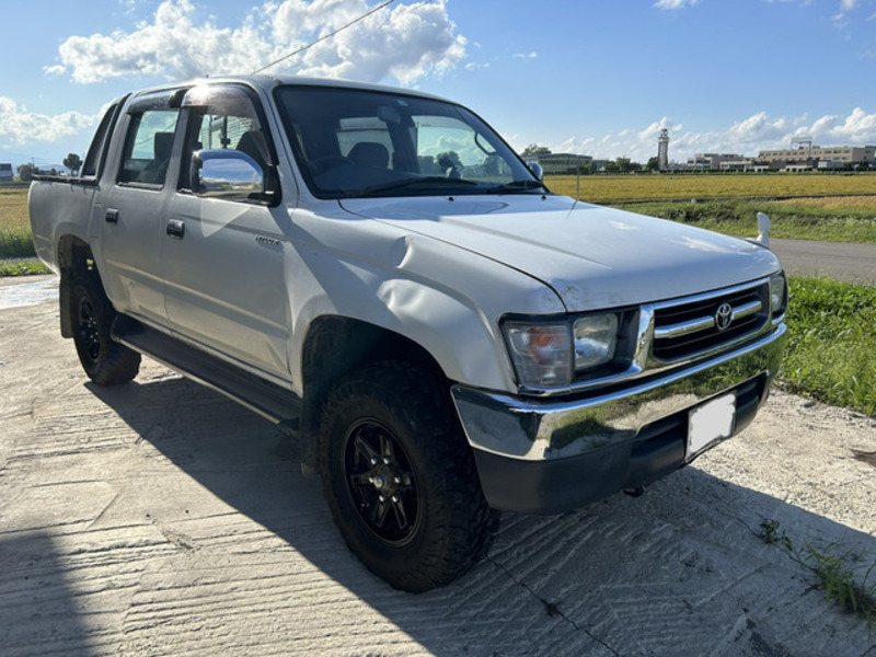 HILUX